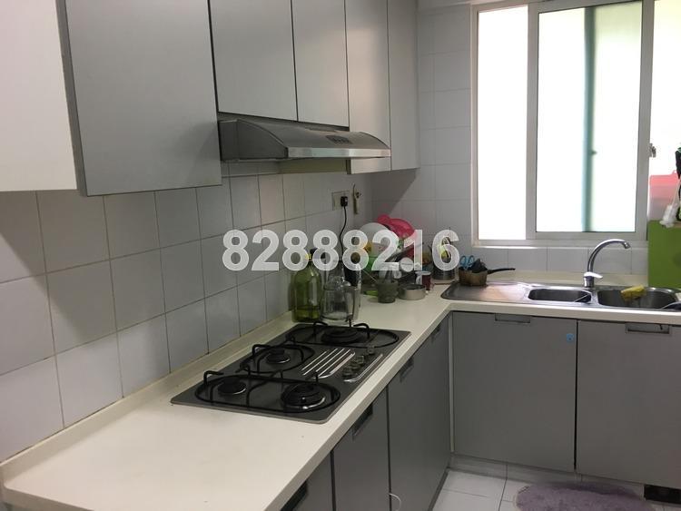 The Esparis (D18), Condominium #161382742